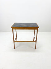 Afbeelding in Gallery-weergave laden, Bijzettafel
