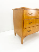 Load image into Gallery viewer, &lt;tc&gt;Birch Chest of Drawers&lt;/tc&gt;
