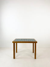 Afbeelding in Gallery-weergave laden, Betegelde Salontafel
