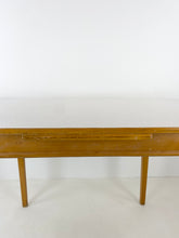 Afbeelding in Gallery-weergave laden, Vintage &#39;Edsbyverken&#39; Tafel
