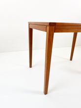 Afbeelding in Gallery-weergave laden, Teak Salontafel
