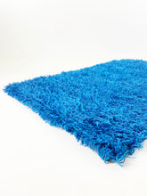 Load image into Gallery viewer, Blue Vintage Rug
