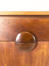 Load image into Gallery viewer, Mid-century Sideboard

