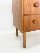 Load image into Gallery viewer, chest of drawers
