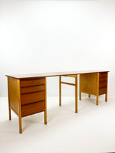 Afbeelding in Gallery-weergave laden, Scandinavische Teak Dubbel Bureau
