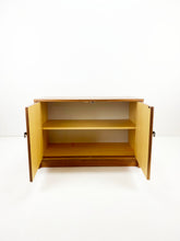 Load image into Gallery viewer, &lt;transcy&gt;Scandinavian Teak Kabinet&lt;/transcy&gt;
