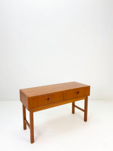 Load image into Gallery viewer, Teak Bijzettafel / Bijzetkastje
