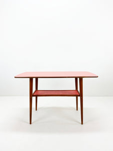 <transcy>Pink Coffee Table</transcy>