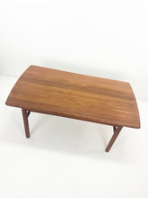 Load image into Gallery viewer, Large Teak Coffee Table
