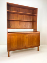 Load image into Gallery viewer, Teak Boekenkast / Wandkast / Keukenkast
