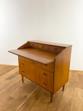 Afbeelding in Gallery-weergave laden, Dressoir
