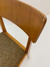 Load image into Gallery viewer, Chairs

