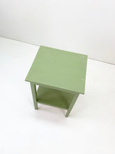 Load image into Gallery viewer, &lt;transcy&gt;Green Vintage Sidetable&lt;/transcy&gt;
