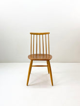 Load image into Gallery viewer, &lt;transcy&gt;Spindle Chair&lt;/transcy&gt;
