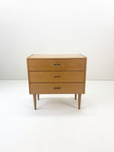 Afbeelding in Gallery-weergave laden, Eiken Vintage Ladekast
