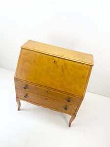 Berken Secretaire