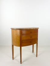 Afbeelding in Gallery-weergave laden, Kastje 1930&#39;s
