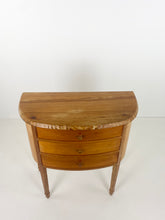 Afbeelding in Gallery-weergave laden, Kastje 1930&#39;s
