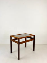 Afbeelding in Gallery-weergave laden, Glazen Bijzettafel

