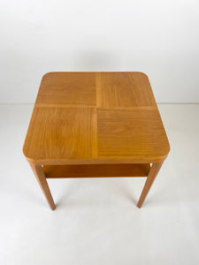 Bijzettafel
