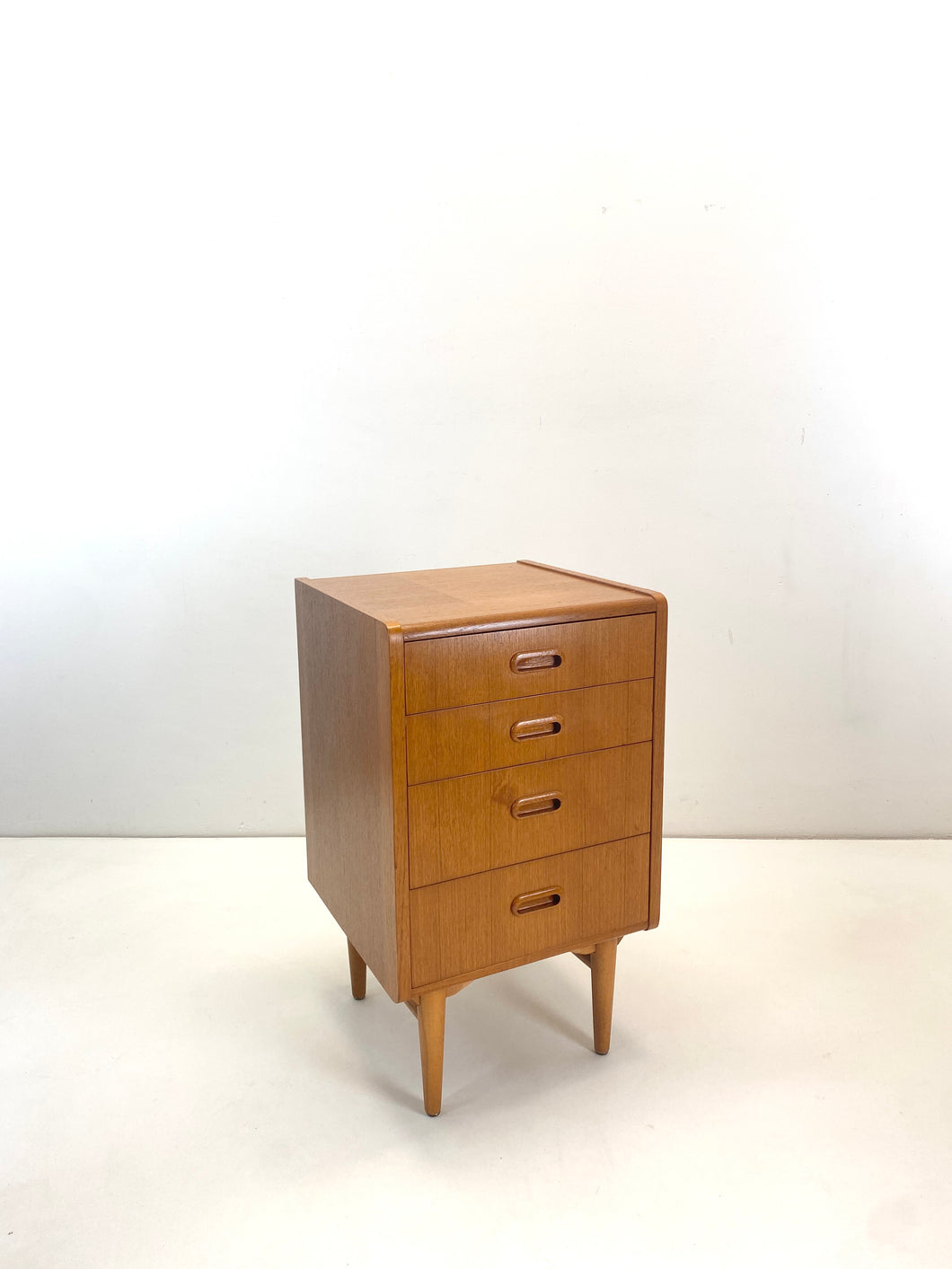 Smalle Teak Ladekast