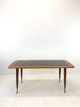 Afbeelding in Gallery-weergave laden, Betegelde Salontafel
